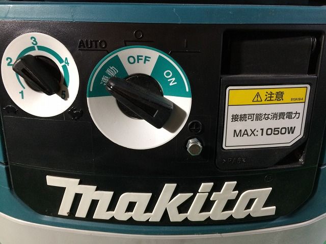 楽しんで買おう！ 比較的 makita マキタ 乾湿両用 業務用 集じん機 VC0830 本体 アタッチメント