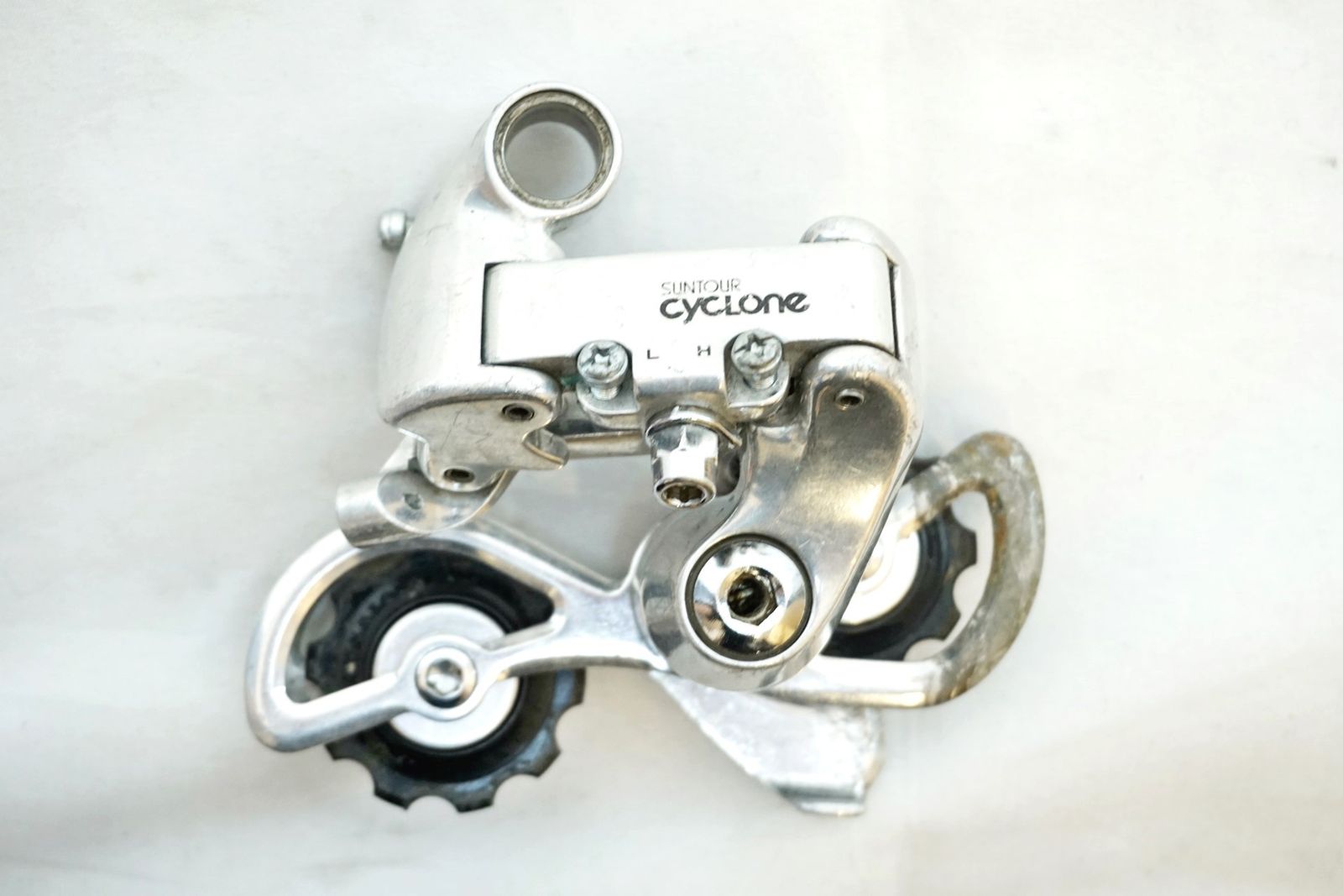 SUNTOUR 「サンツアー」 CYCLONE 7S リアディレイラー / バイチャリ