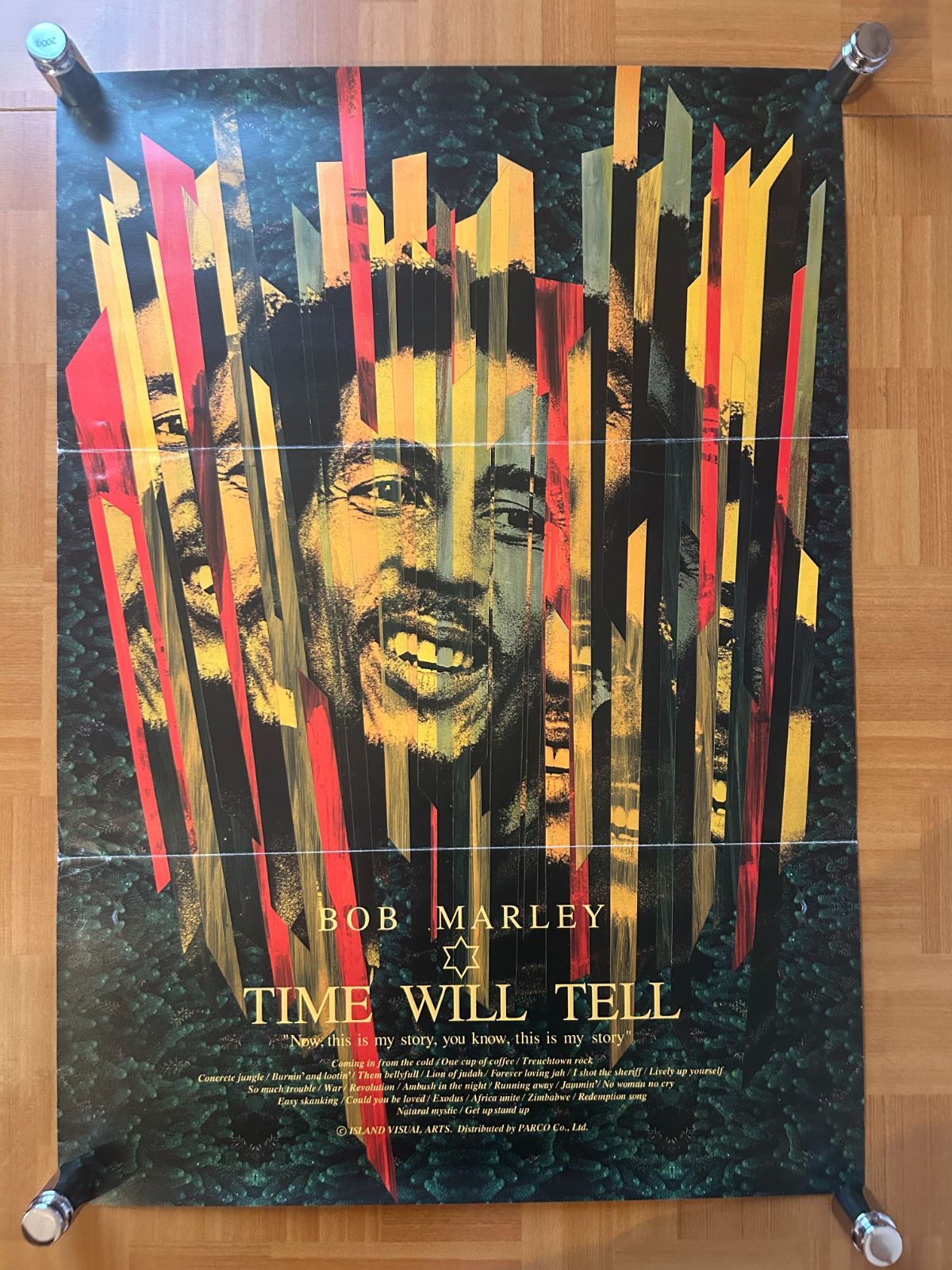 ボブマーリー　ポスター Amazon.co.jp: ボブマーリー / BOB MARLEY 布製FLAG/TRIPLE