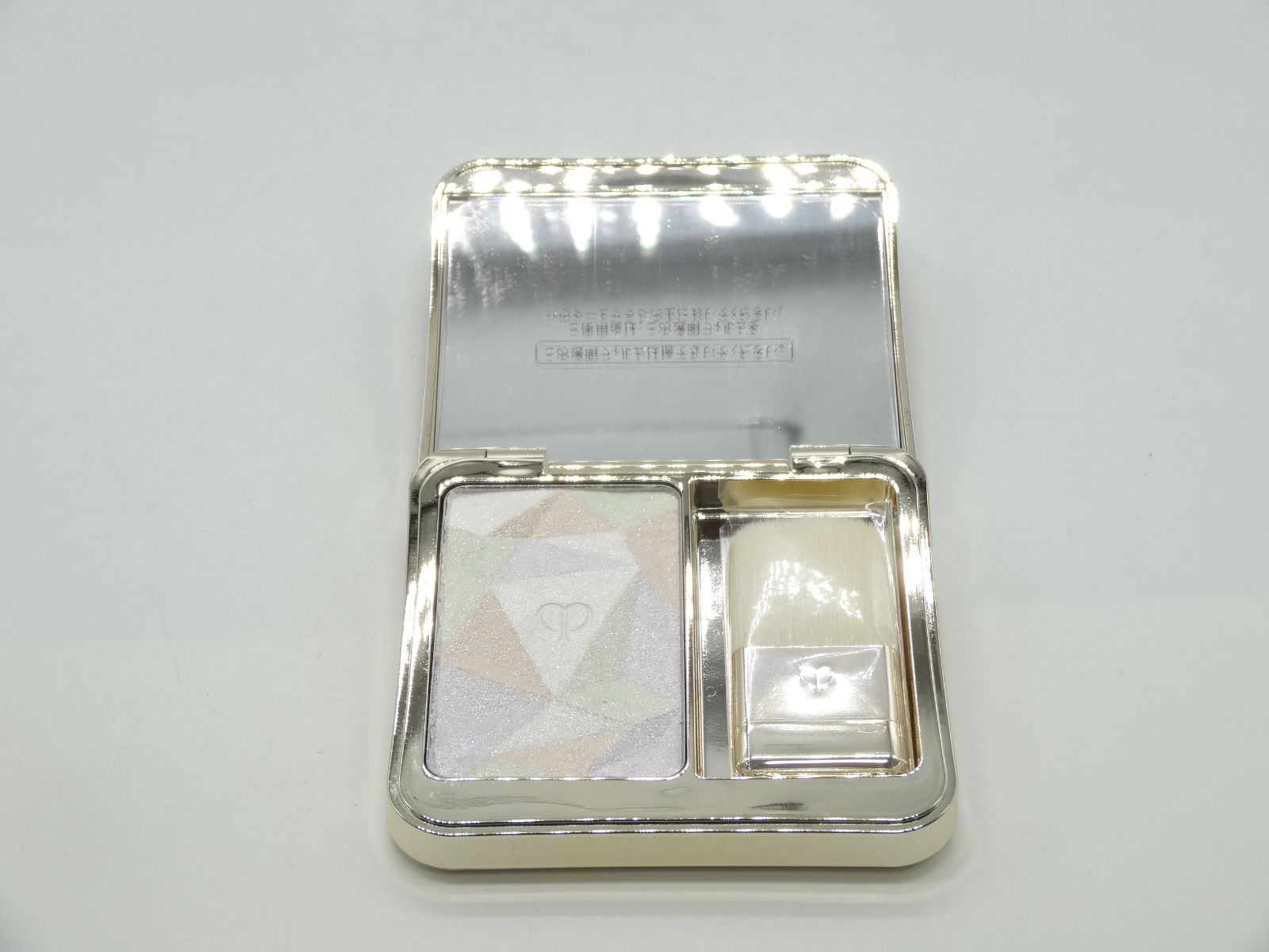 クレ ド ポー ボーテ ル レオスールデクラ 17 10 g フェイス ハイライト 2025