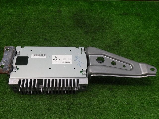 クラウン オーディオアンプ GRS200 200系 86280-30560 トヨタ
