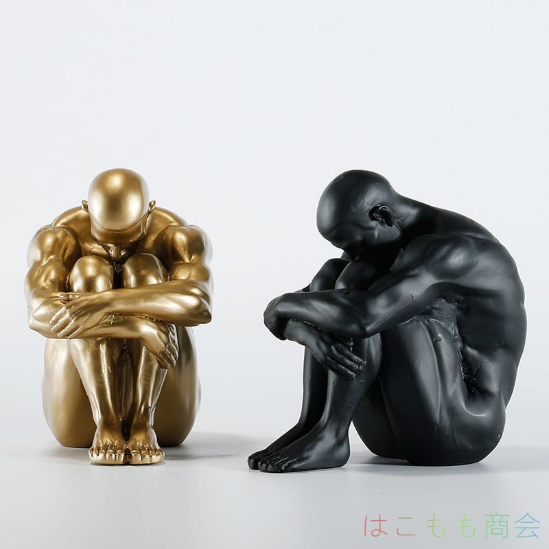 座っている人？の置物です 座っている人？の置物です