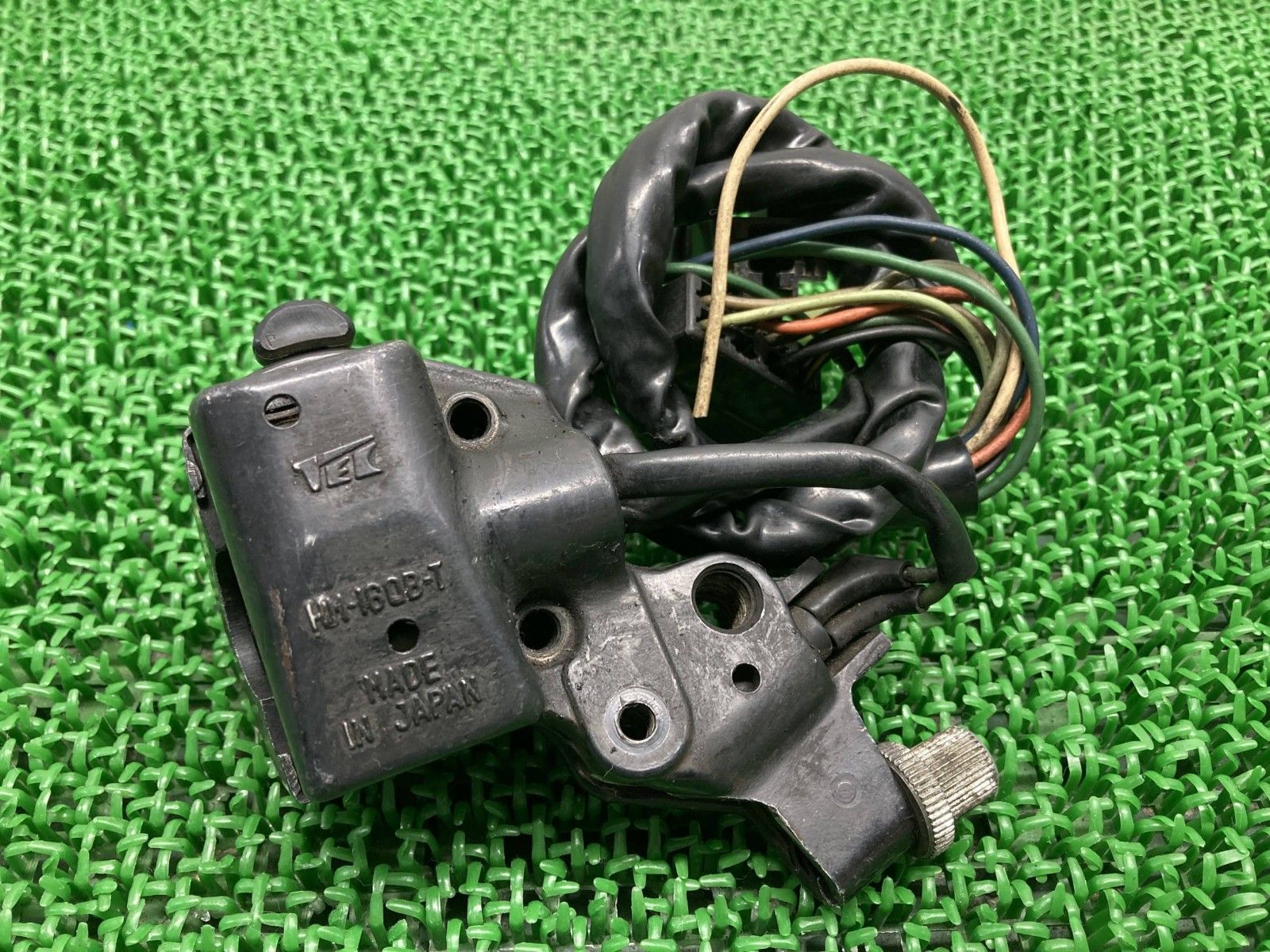 GL1000 ハンドルスイッチ 左 HM-16QB-T ホンダ 純正 バイク 部品 GOLDWING 修復素材に コケキズ無し 品薄 Ie