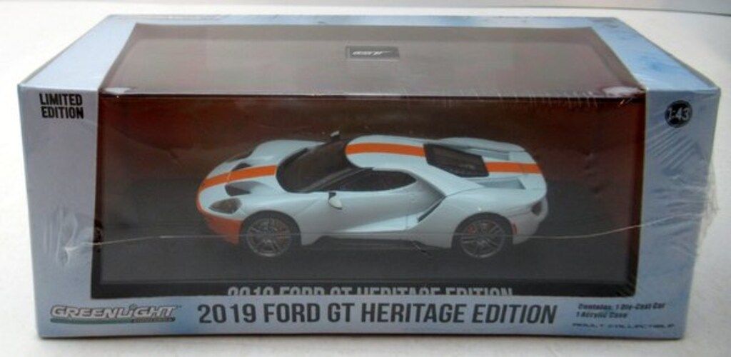 グリーンライト　2019 FORD GT HERITAGE EDITION GREENLIGHT 1/43 2019 FORD GT HERITAGE EDITION 86158 - メルカリ
