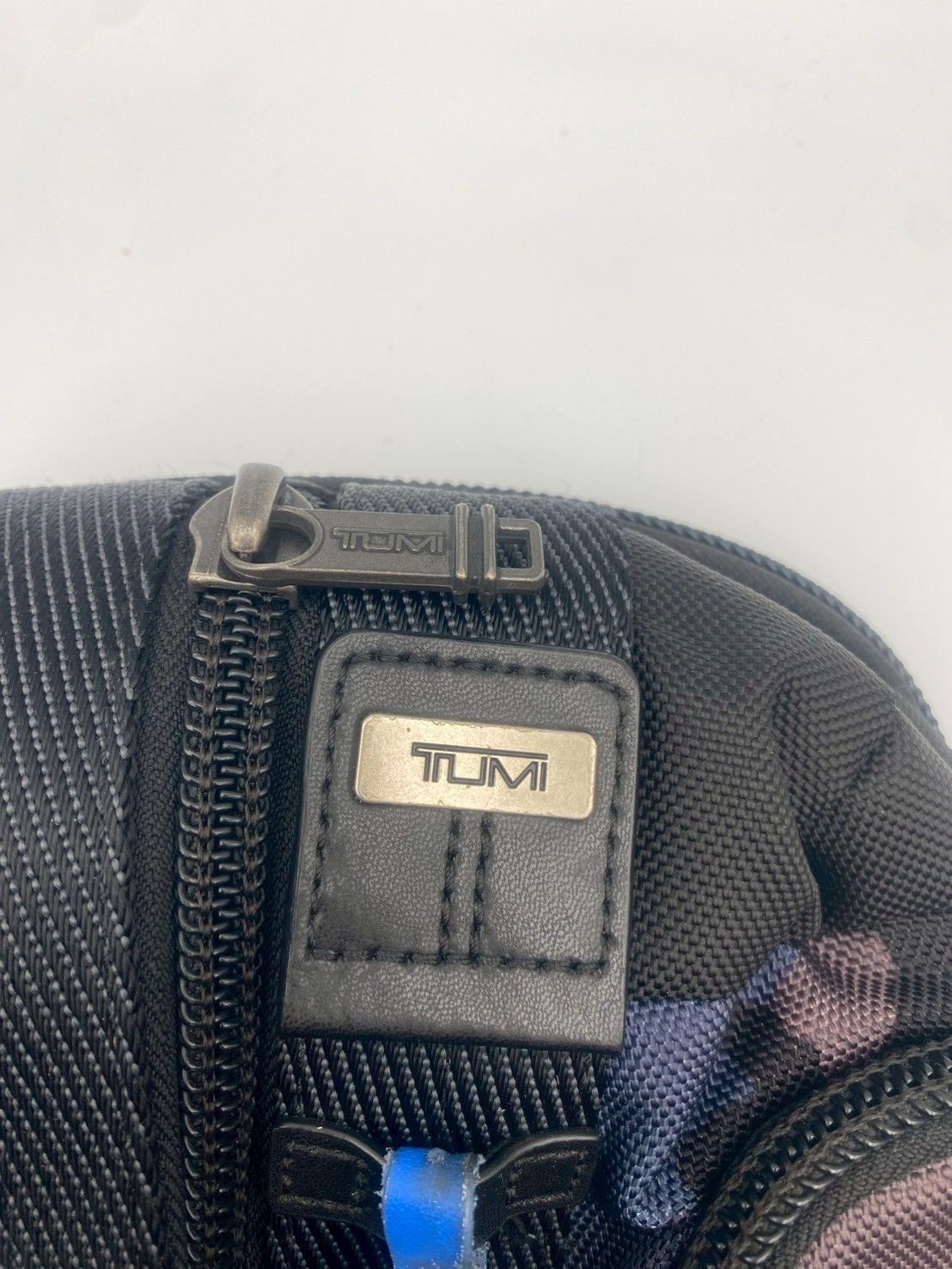 TUMI トゥミ サラトガ 222393 ボディバッグ ワンショルダー ネイビー