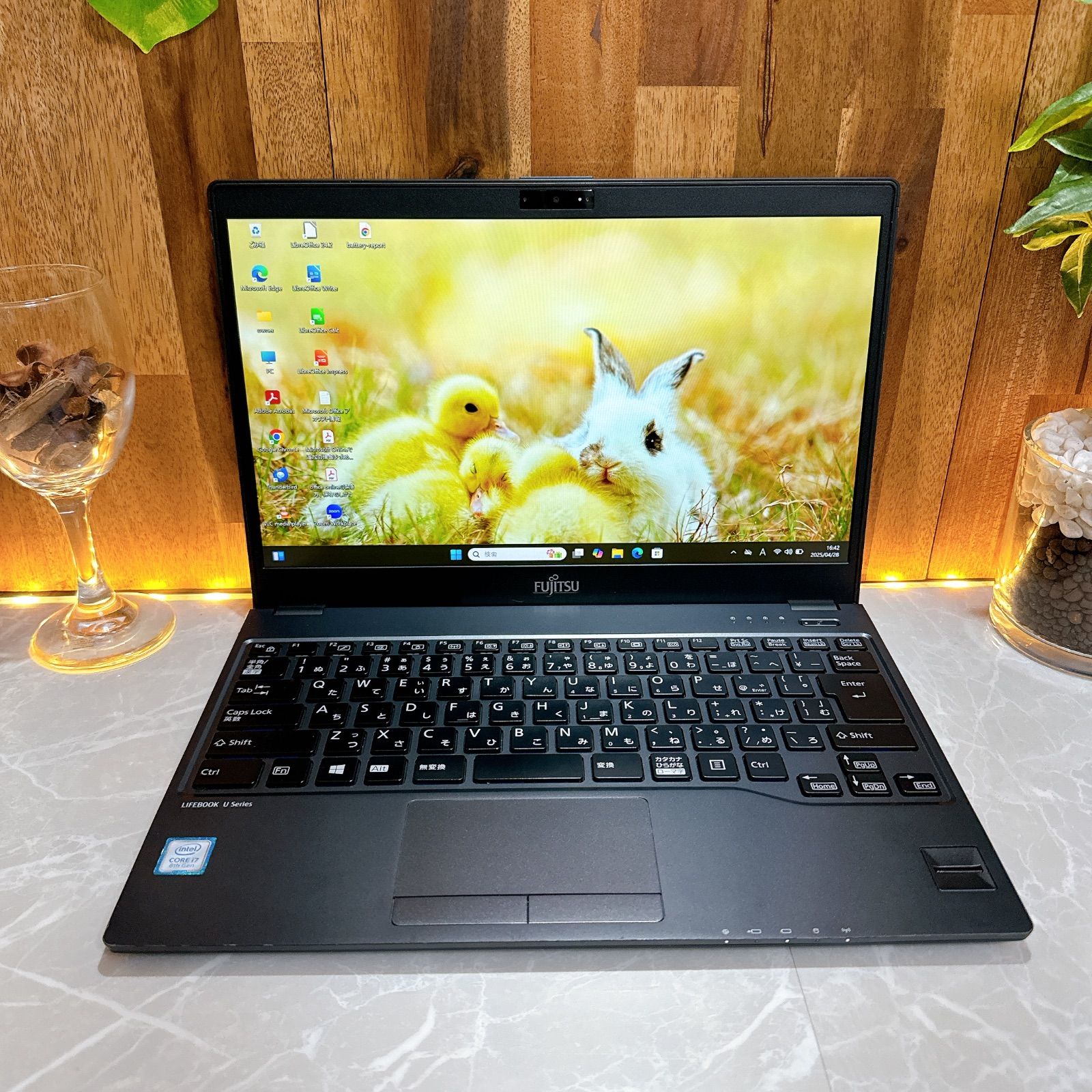 すぐ使える‼️富士通LIFEBOOK U938/VW☘️i7第8世代☘️メモリ