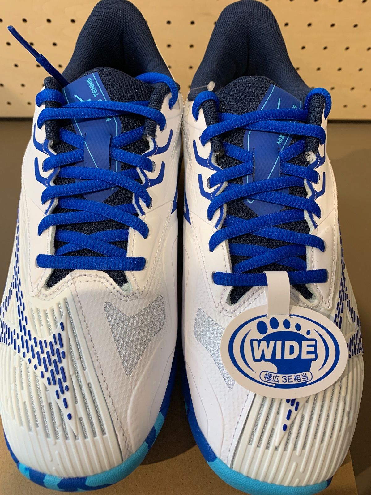 ミズノワイドテニスシューズ24.5cm25.0cm27.5cm白