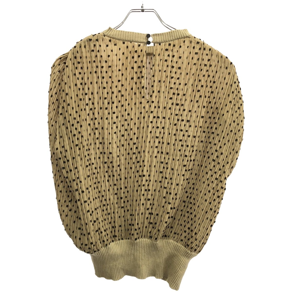 CLANE ドットジャガードリブトップス 松本恵奈のMUST BUY- CLANEのお気に入りアイテム紹介 “DOT JACQUARD