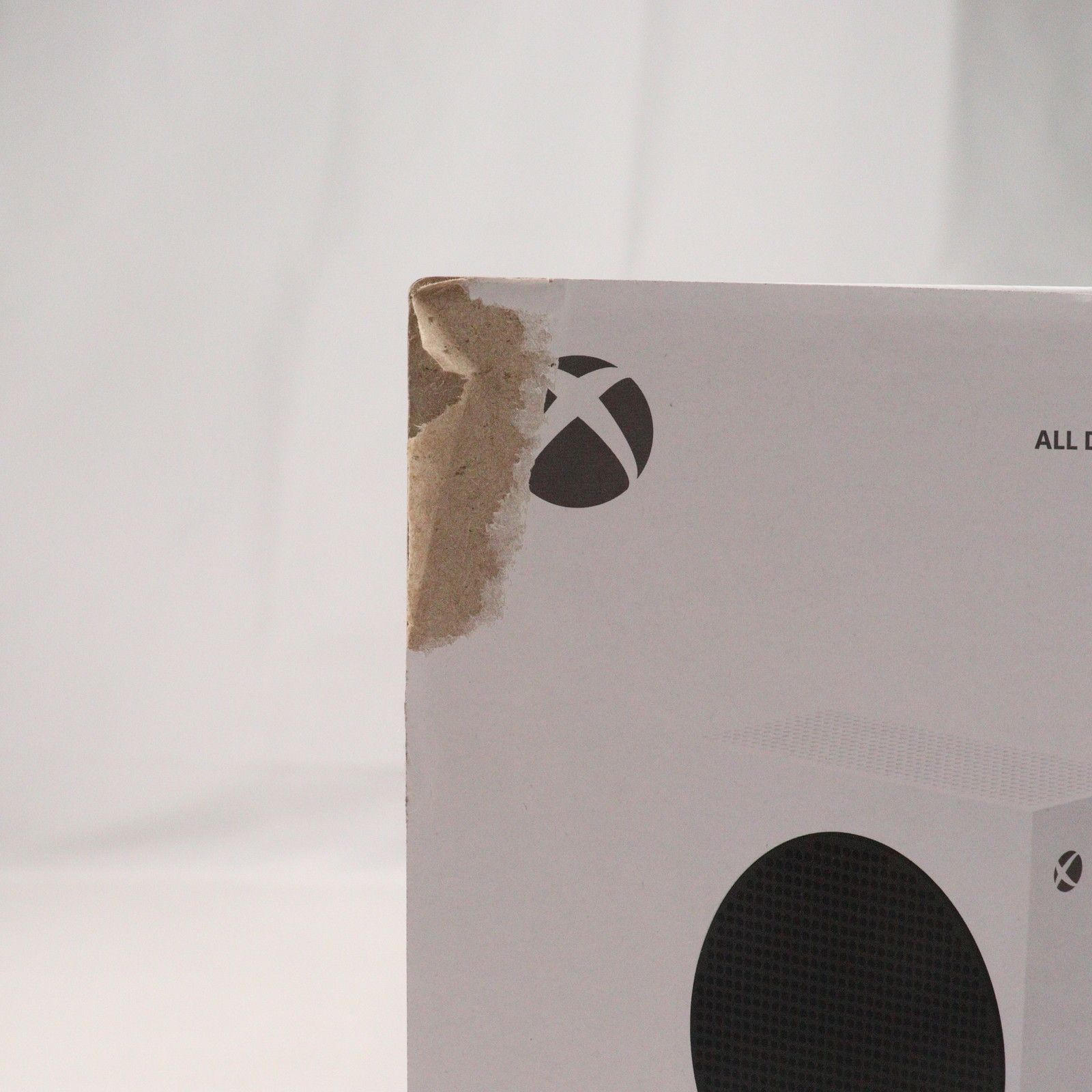 Microsoft - (本体) Xbox Series S 512GB 日本マイクロソフト(RRS-00015) Microsoft Xbox Series S 512GB Video Game Console White RRS