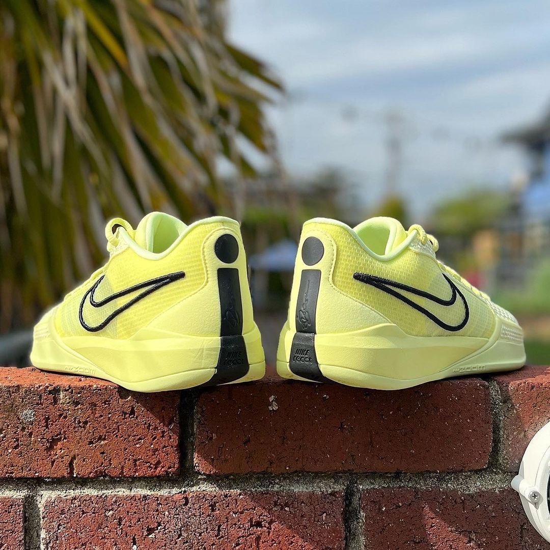 NIKE SABRINA 1 'LUMINOUS GREEN' ナイキ サブリナ 1 ウィメンズ