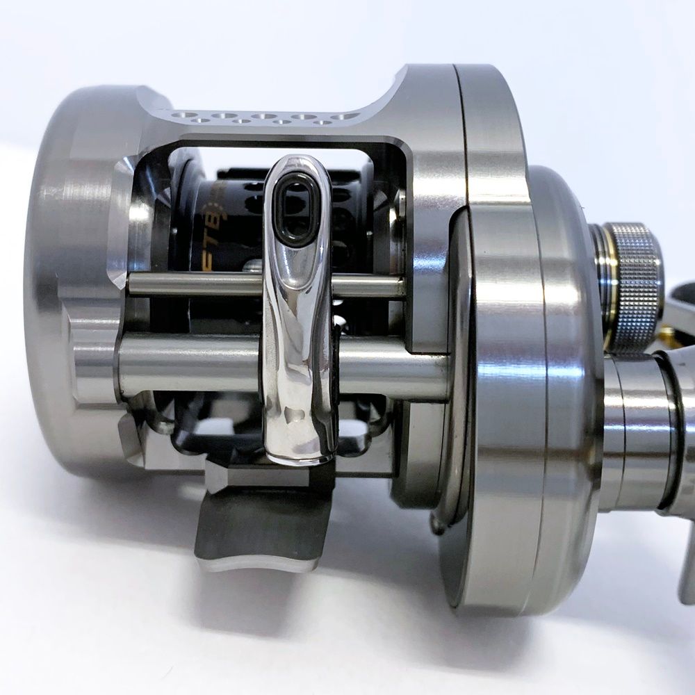 SHIMANO シマノ リール 17カルカッタコンクエストBFS HG ベイトリール 左ハンドル 86