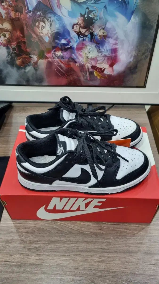 NIKE ナイキ ダンク ブラック-ホワイト 255 WHITEMONARCHHOTEL_COM