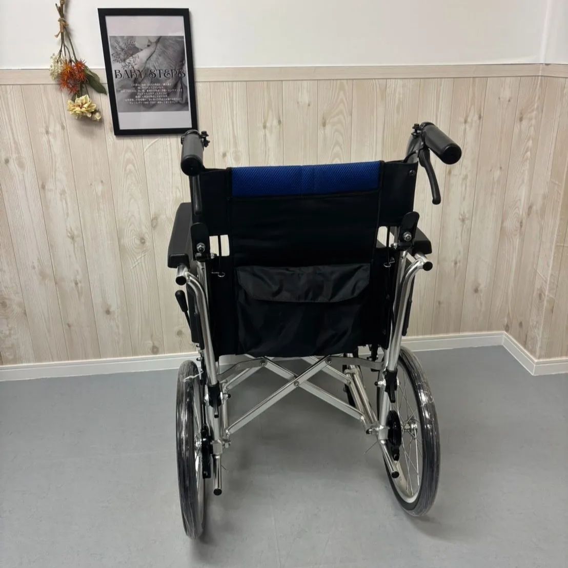 カワムラサイクル スチール製 介助式 車椅子 KR55 楽天市場】車椅子 車いす 介助式車椅子 カワムラサイクル KR55