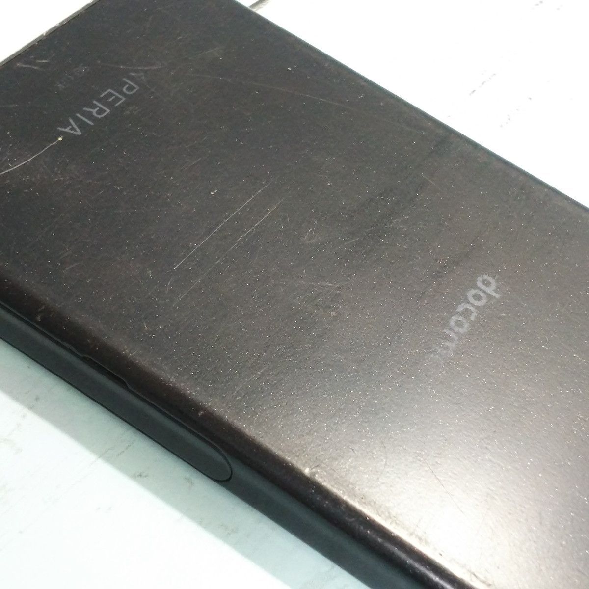 docomo Xperia XZ1 Compact SO-02K black 本体 白ロム SIMロック解除 