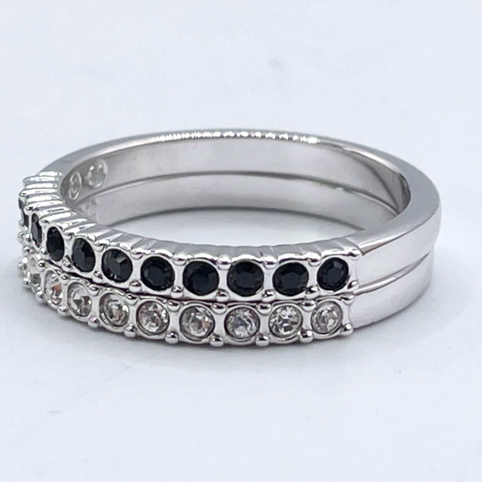SWAROVSKI スワロフスキー 2連リング SWAROVSKI - 値下SWAROVSKI☆2連リングの通販 by choco's shop