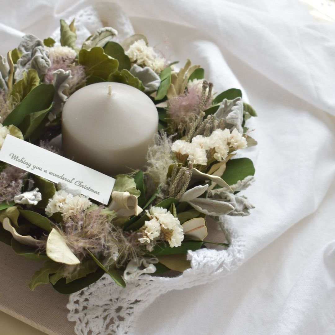 たっぷりリーフのボタニカルリース☆ちょっぴり早めのクリスマスリース  