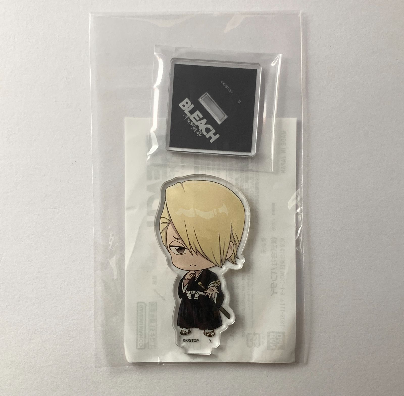 BLEACH ブリーチ 吉良イヅル アクリルスタンド つなぎゅっと！ - メルカリ