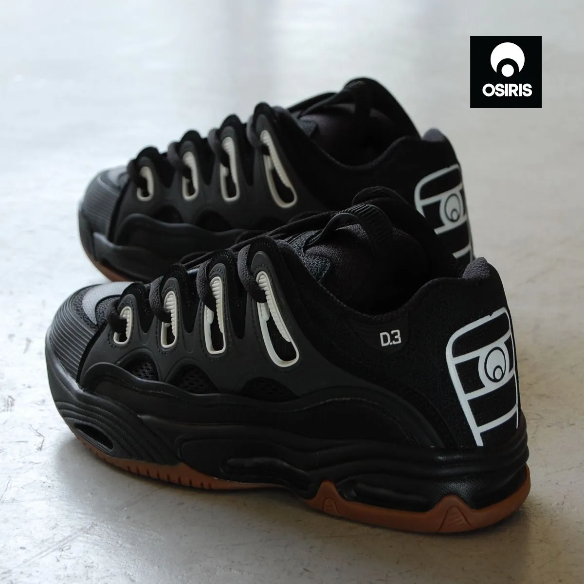 値下げ　OSIRIS D3 US10 新品未使用 2025年最新】osiris d3の人気アイテム - メルカリ