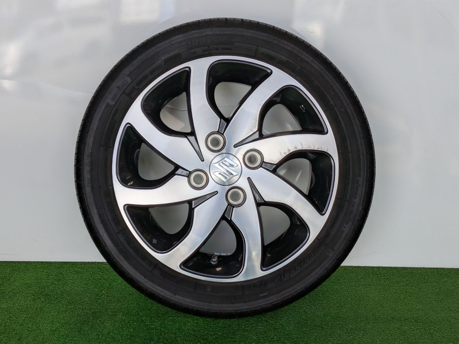 スズキパレット純正 14インチアルミホイール 製ラジアルタイヤ 夏タイヤ 165 55R14 72V 軽自動車