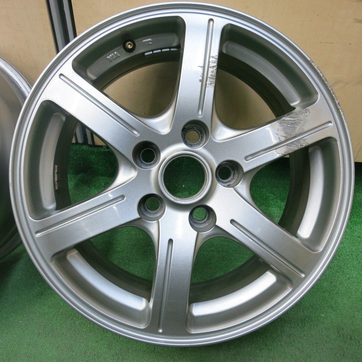 16×6.5J