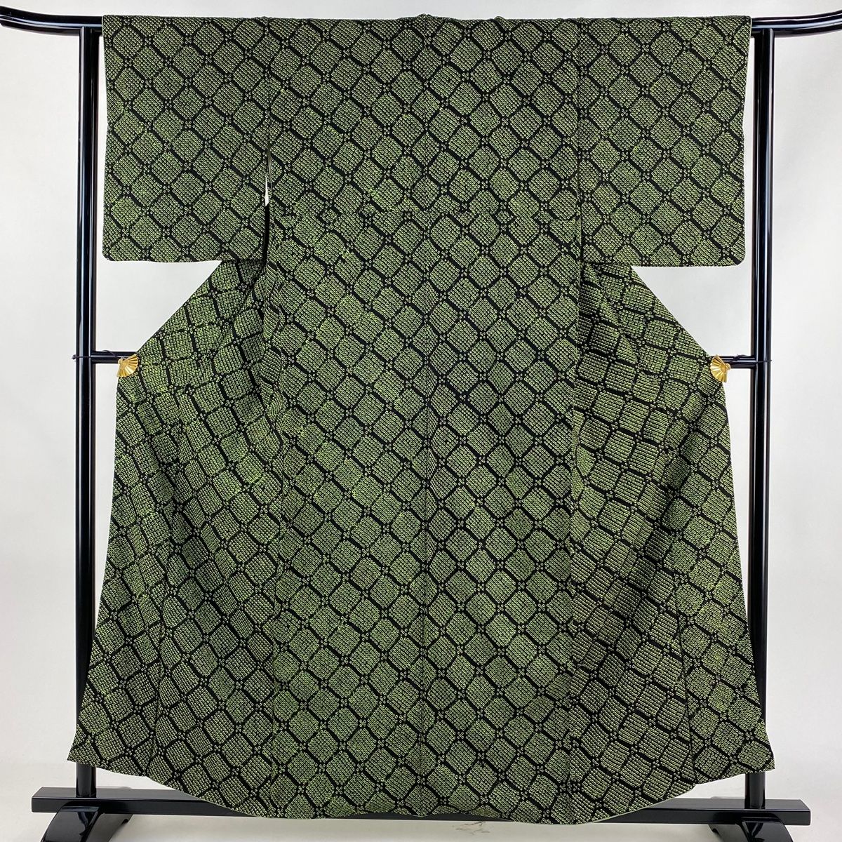 小紋 身丈157.5cm 裄丈62.5cm S 袷 幾何学 絞り 緑 正絹 秀品