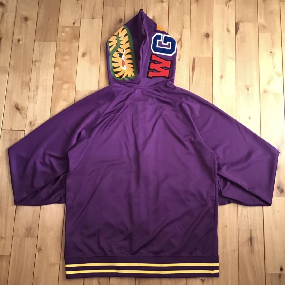 ジャージ シャークパーカー Purple shark ベイプ ape エイプ - メルカリ