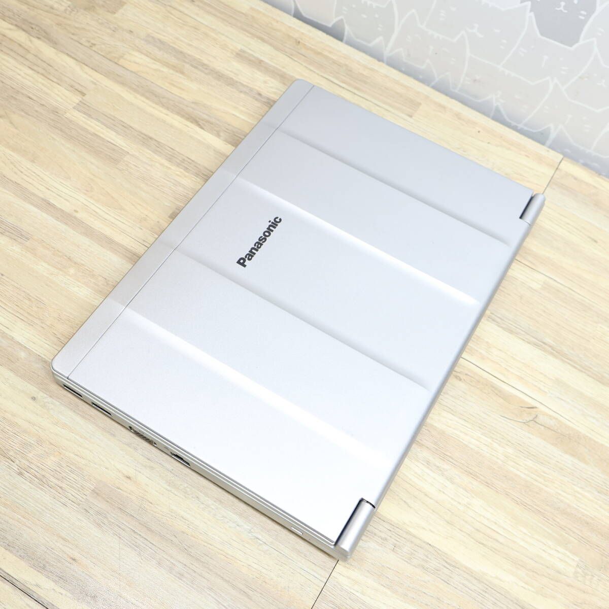 大得価，本物保証 美品 高性能8世代4コアi5！SSD256GB メモリ