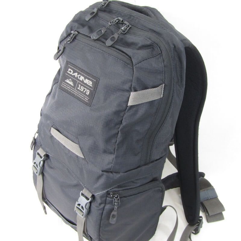 DAKINE ダカイン バックパック AE237-031 TRAIL PHOTO アウトドア カメラザック リュック ナイロン 16L ブラック 黒  30012830