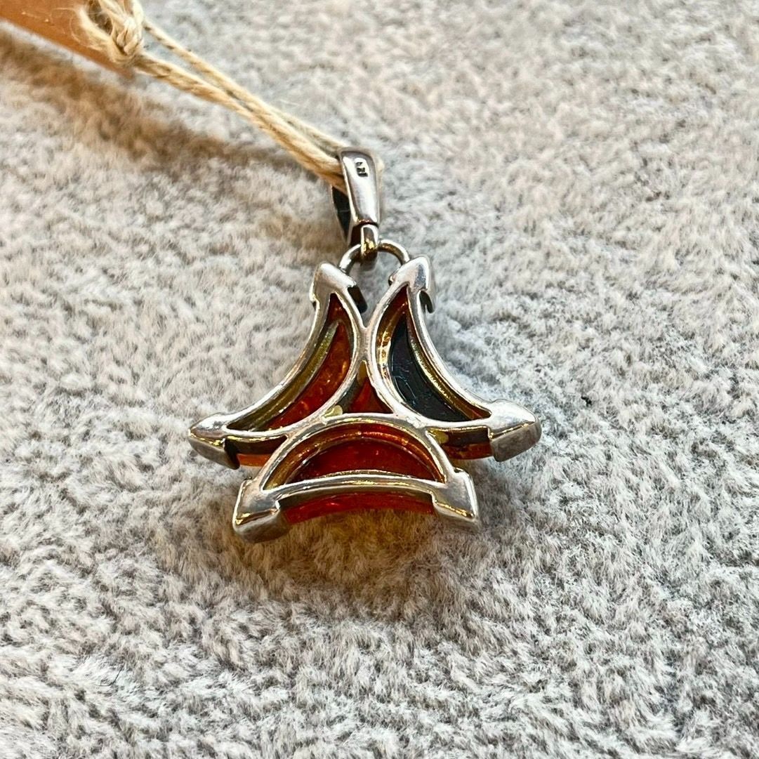 ペンダントトップ ネックレストップ シルバー925 琥珀 アンバー