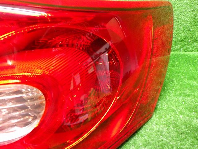 ZC33S 純正テール左右セット 美品]ZC33S 純正テールライト LED 左右2個