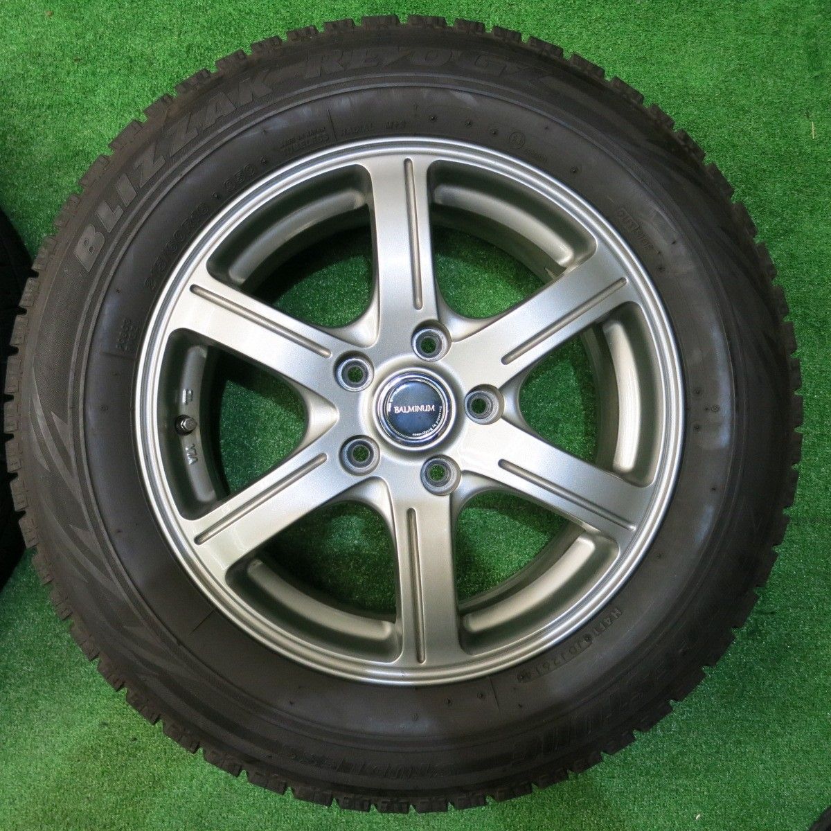 キレイ☆スタッドレス 215/60R16 ブリヂストン ブリザック REVO GZ 