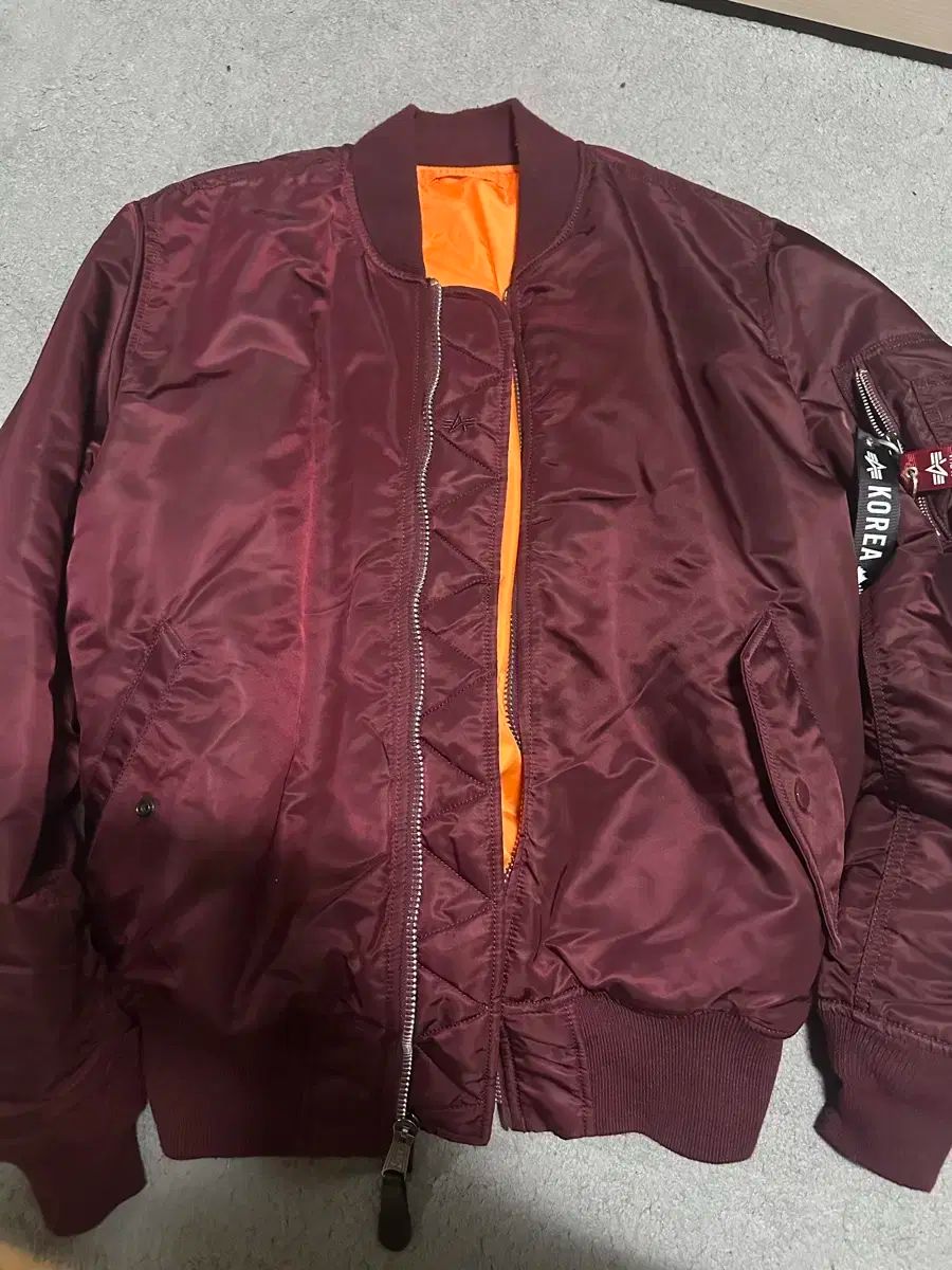ALPHA INDUSTRIES アルファ インダストリーズ MA ー 1 マルーン M