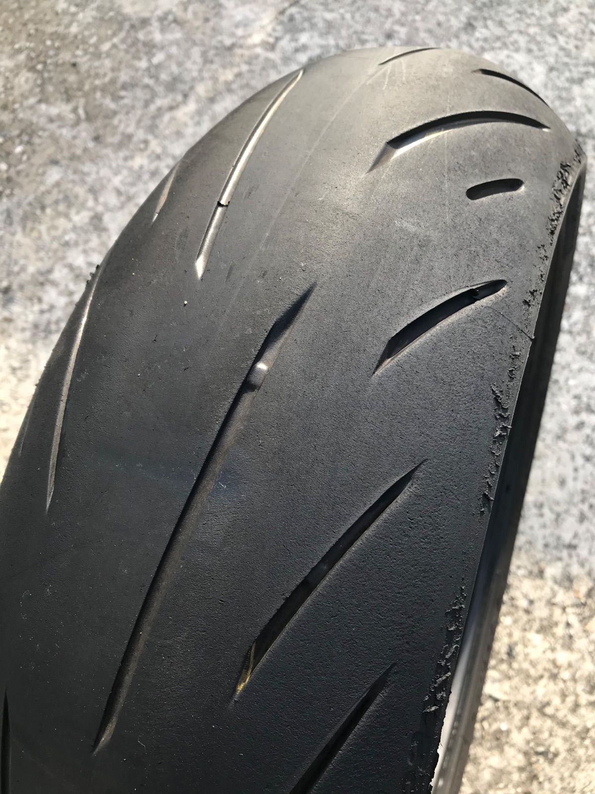 ブリヂストン S22