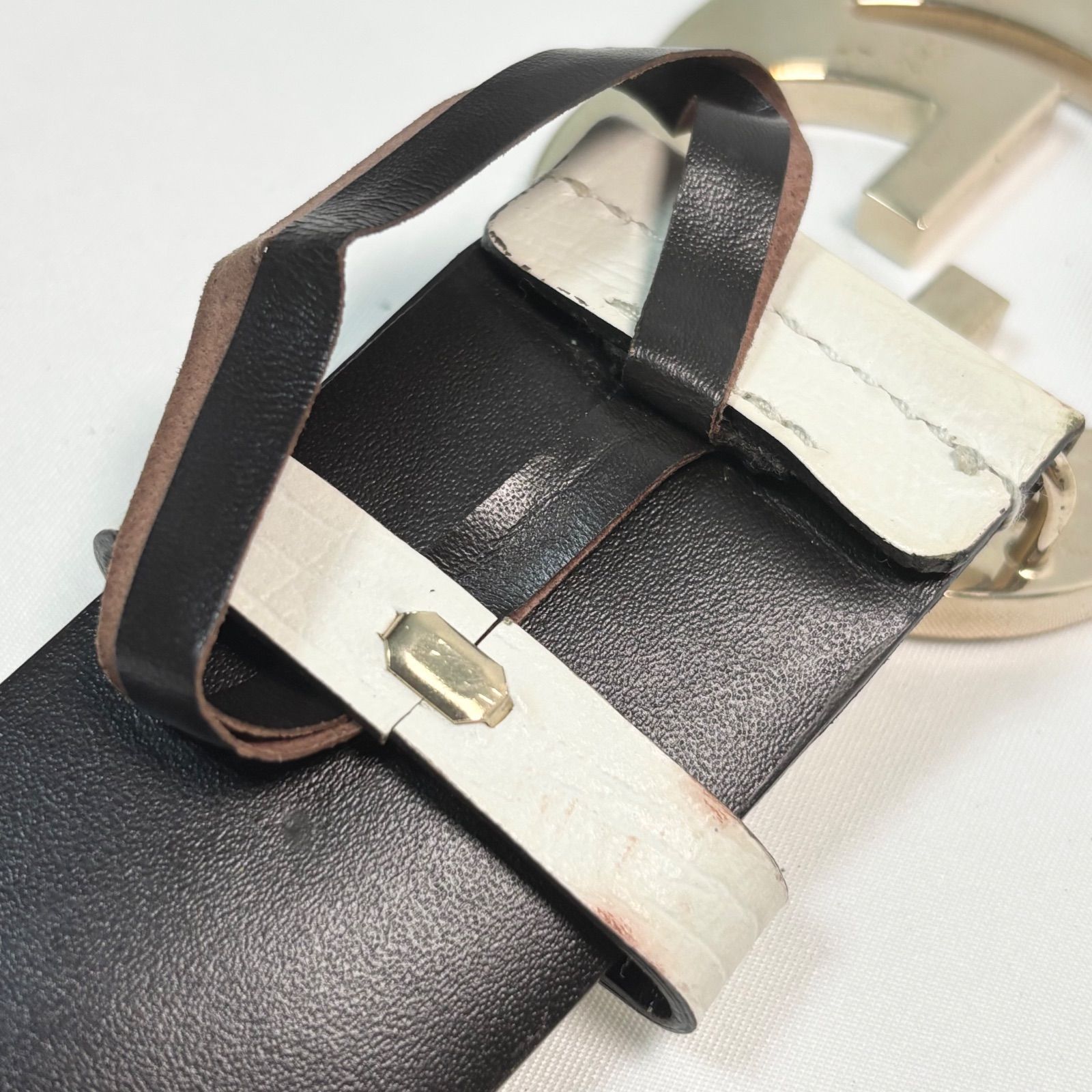 送料無料】GUCCI/グッチ/ベルト/ホワイト×ゴールド金具/GGバックル