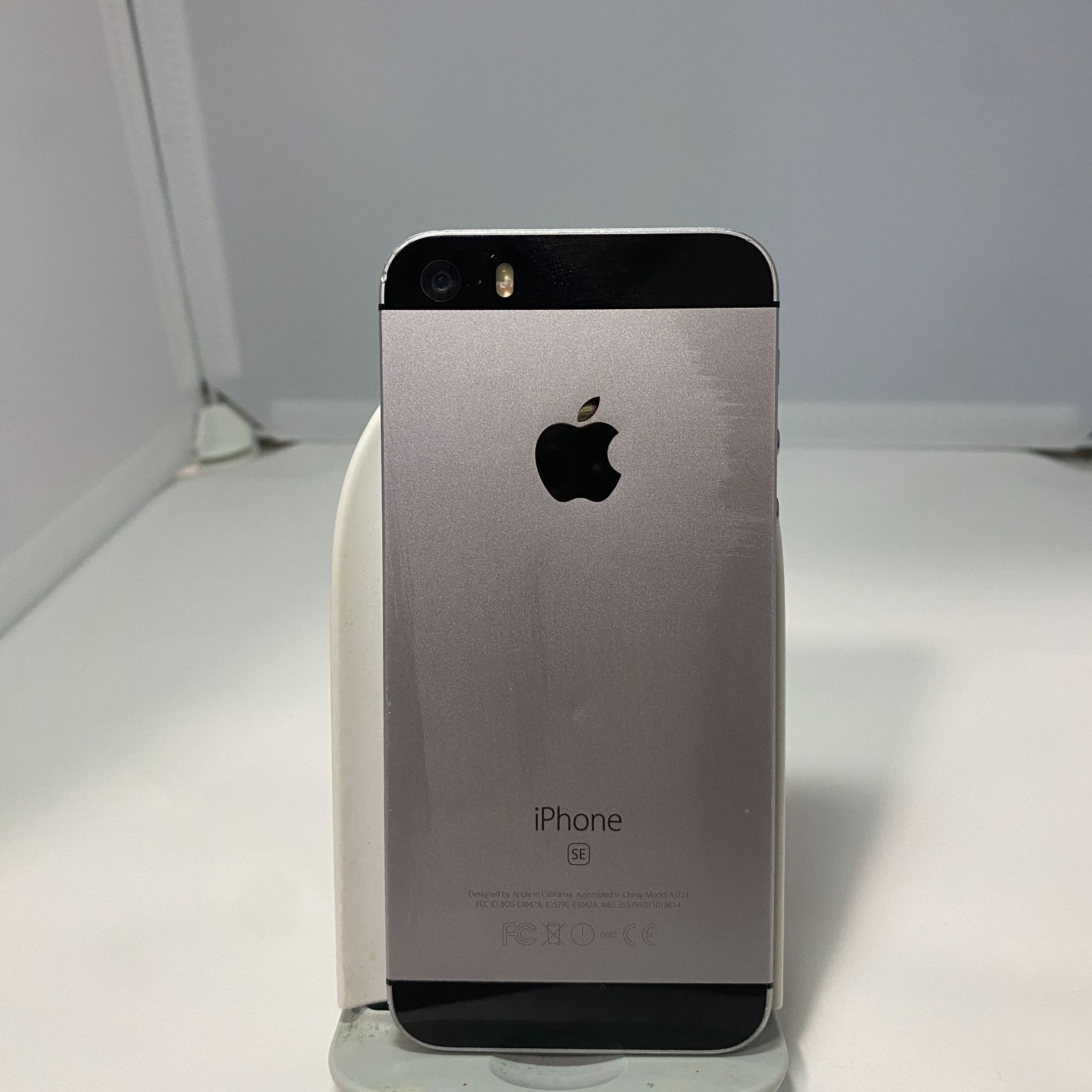 iPhone SE第1世代 64GB iPhone SE (第1世代)｜価格比較・最新情報 - 価格.com