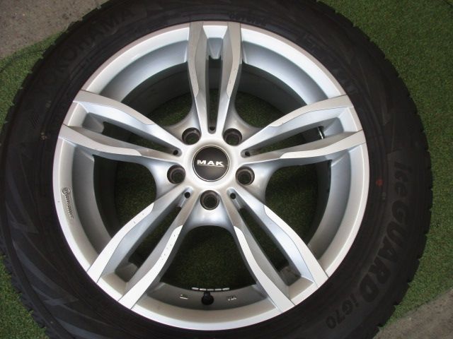 スタッドレスタイヤ４本SET