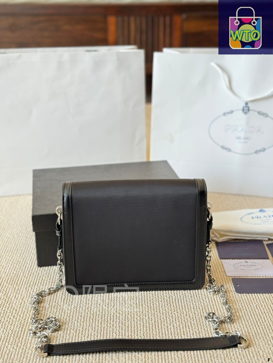 プラダ　ヴィンテージBAG PRADA プラダ ショルダーバッグ ネイビー エナメル チェーン