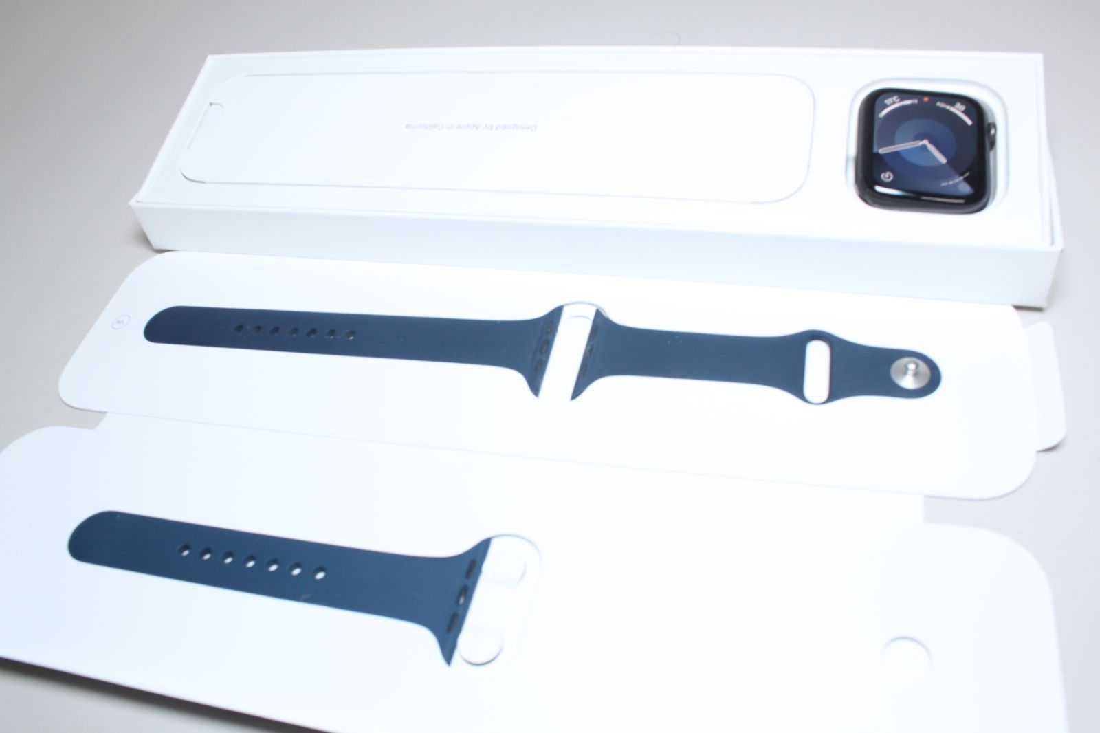 Apple Watch SE（第1世代）GPS/44mm/A2352〈MKQH3J/A〉⑥
