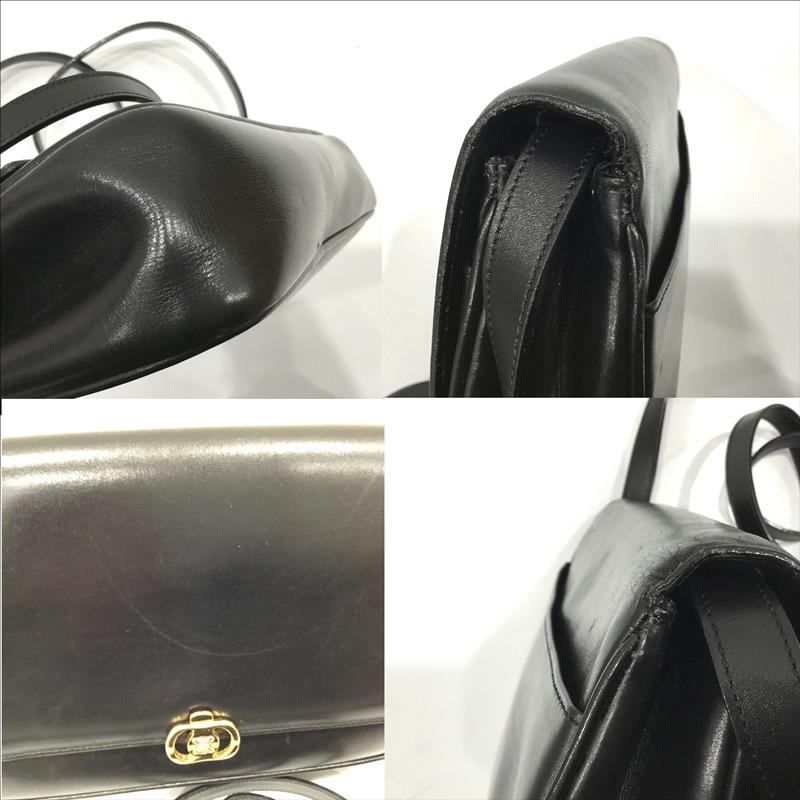 セリーヌ （CELINE）ヴィンテージ レザー クロスボディショルダー  