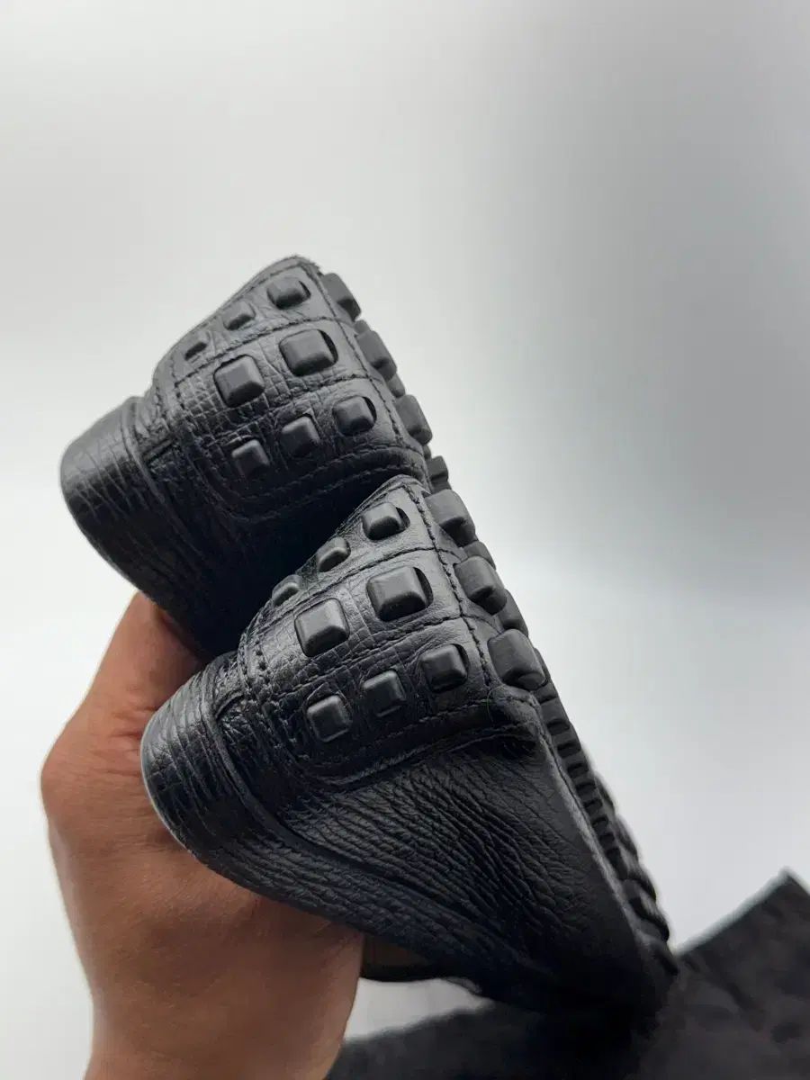 260