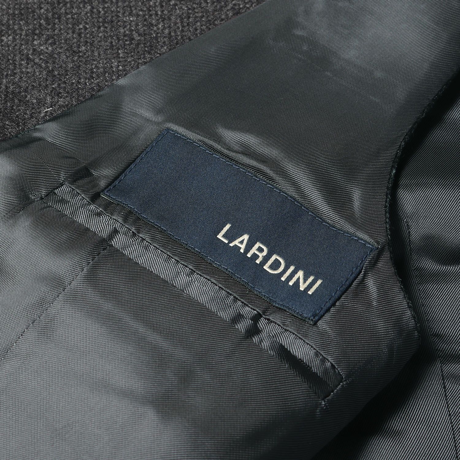 美品 希少 ラルディーニ ブートニエール付 ウール ジレ ベスト グレー 美品 希少 ラルディーニ ブートニエール付 ウール ジレ ベスト