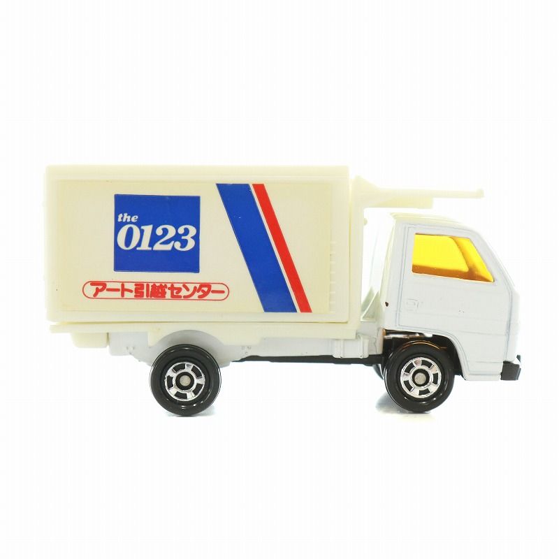 トミー TOMY 32 いすゞ エルフ引越トラック 1/78 トミカ