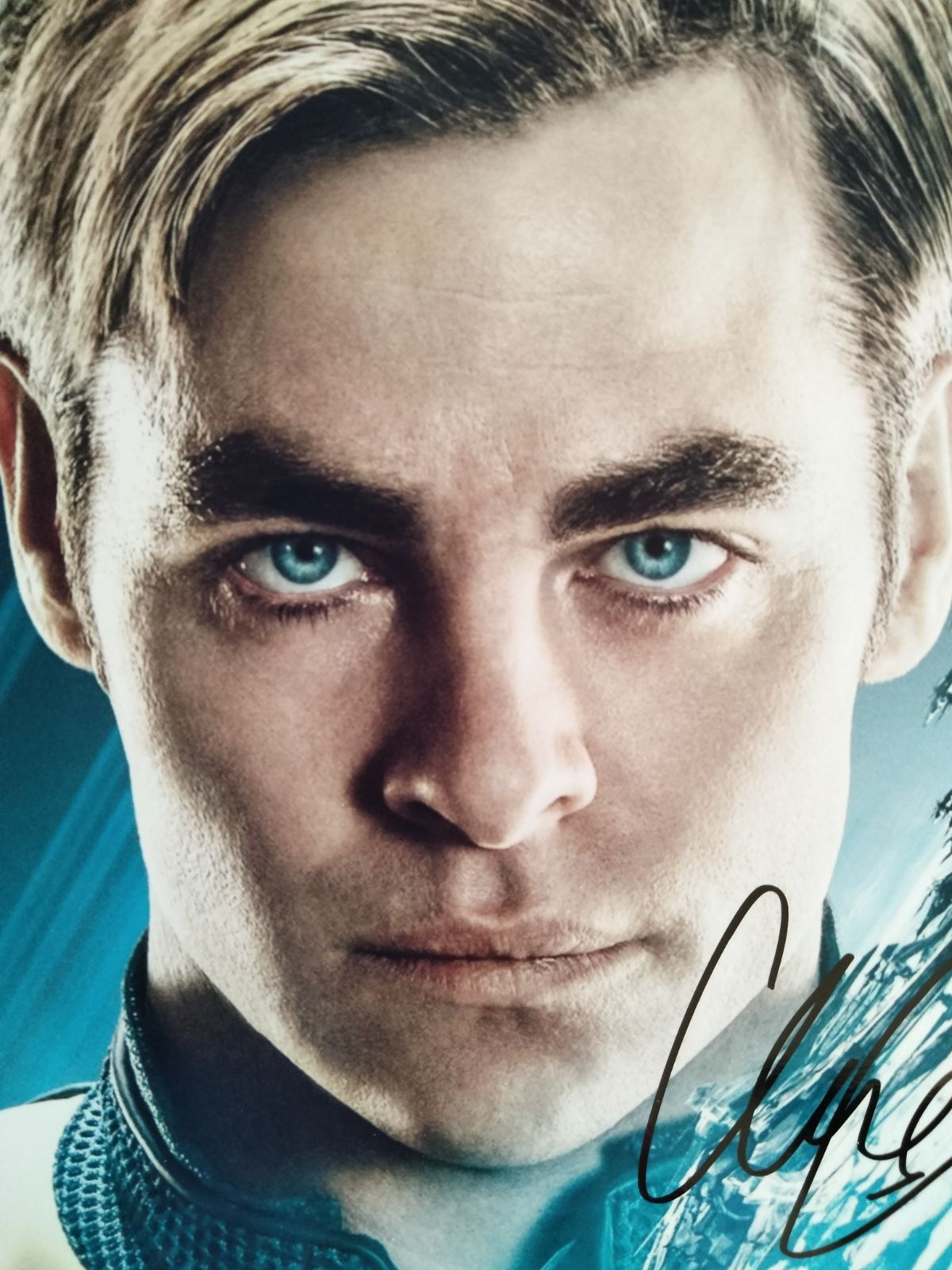 クリス・パイン直筆サイン入り写真…スター・トレック イントゥ・ダークネス クリス・パイン直筆サイン入り写真…Chris Pine…スター・トレック