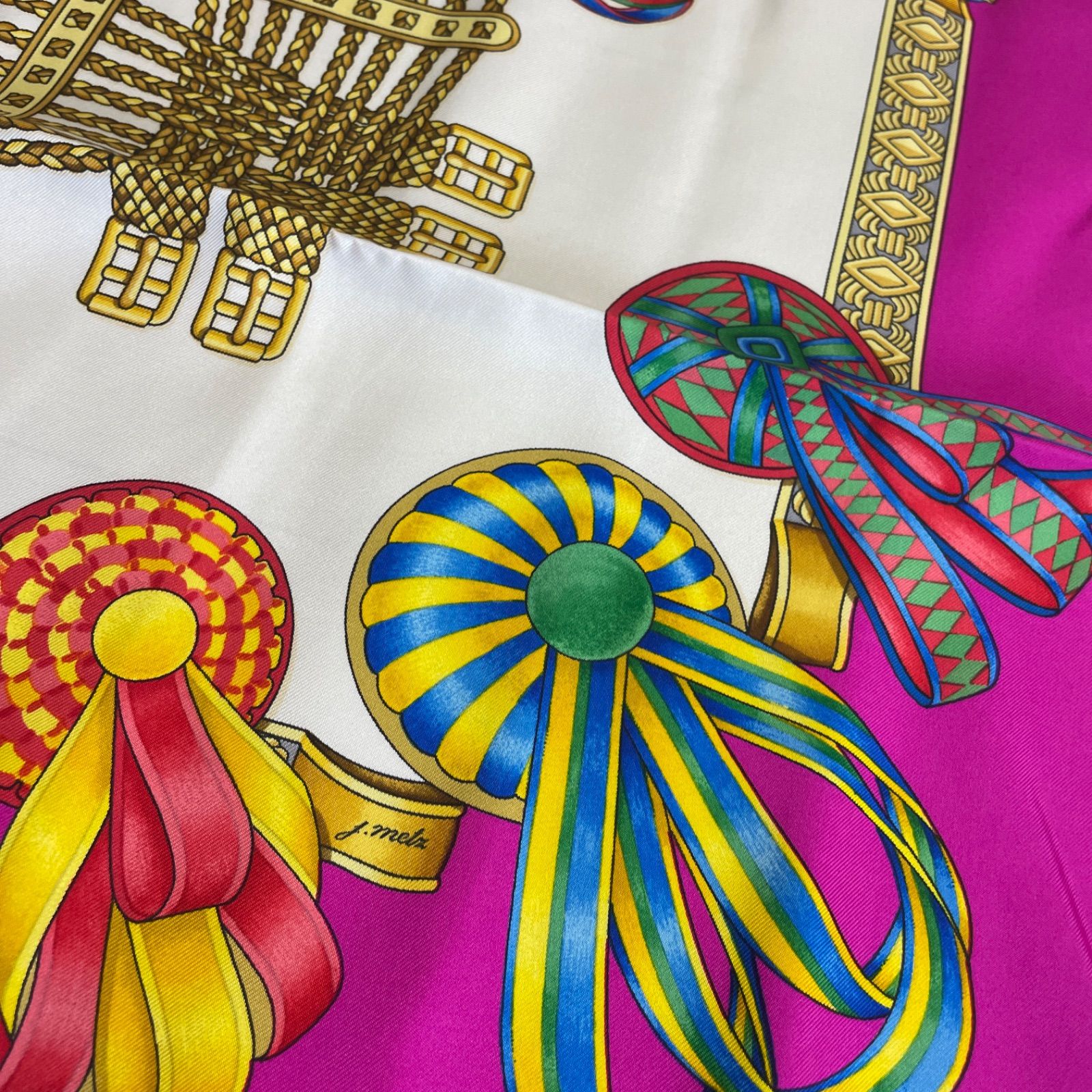 HERMES エルメス大判シルクスカーフ カレ90 GLES PUBANS DU CHEVAL