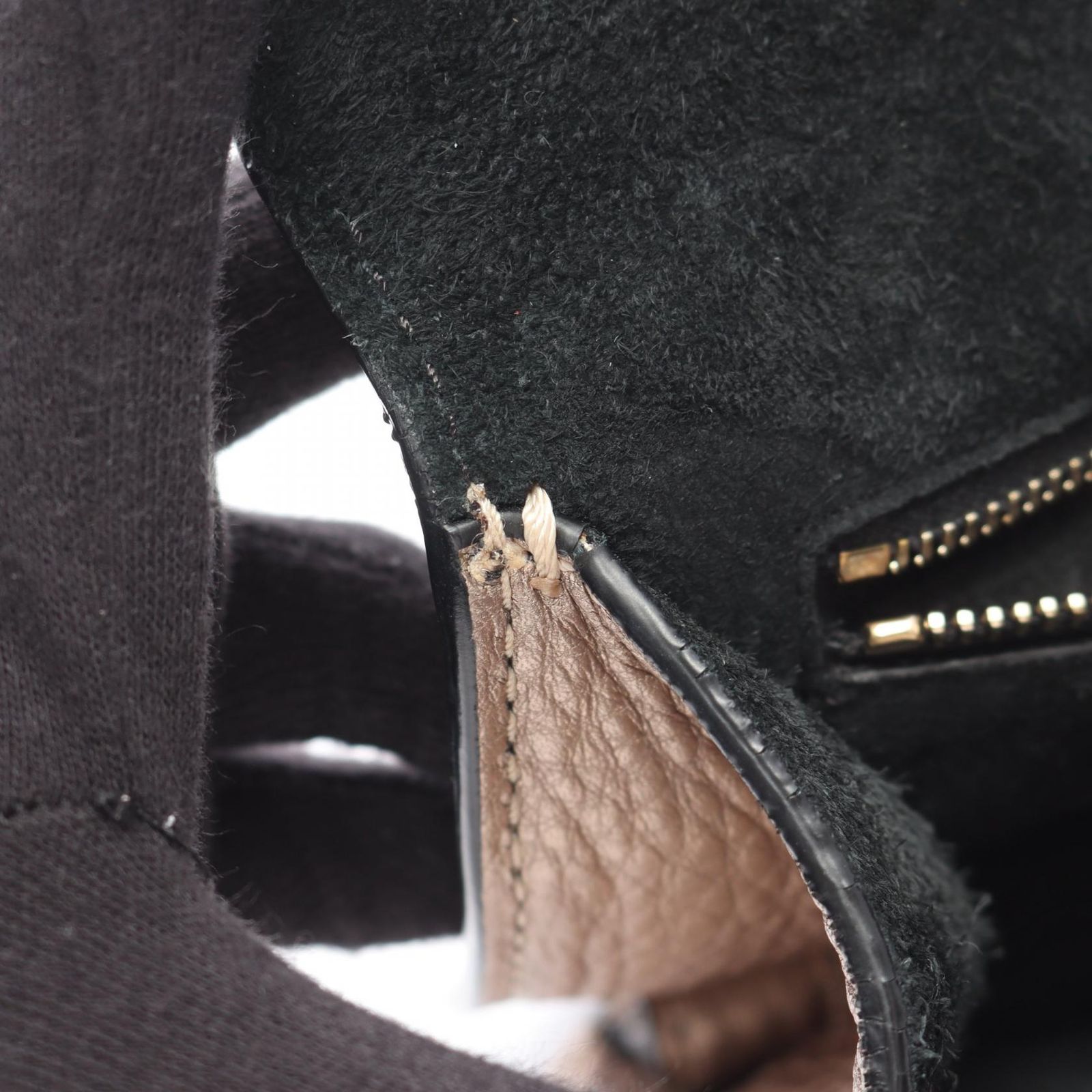 ヴァレンチノ Valentino ショルダーバッグ ロックスタッズ ゴールド