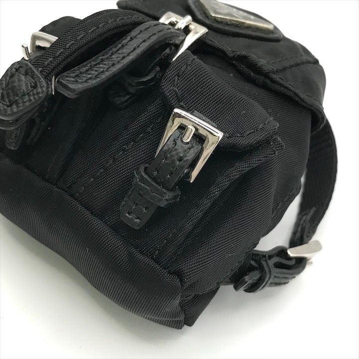 良品 PRADA プラダ 三角ロゴ プレート SV金具 ナイロン レザー