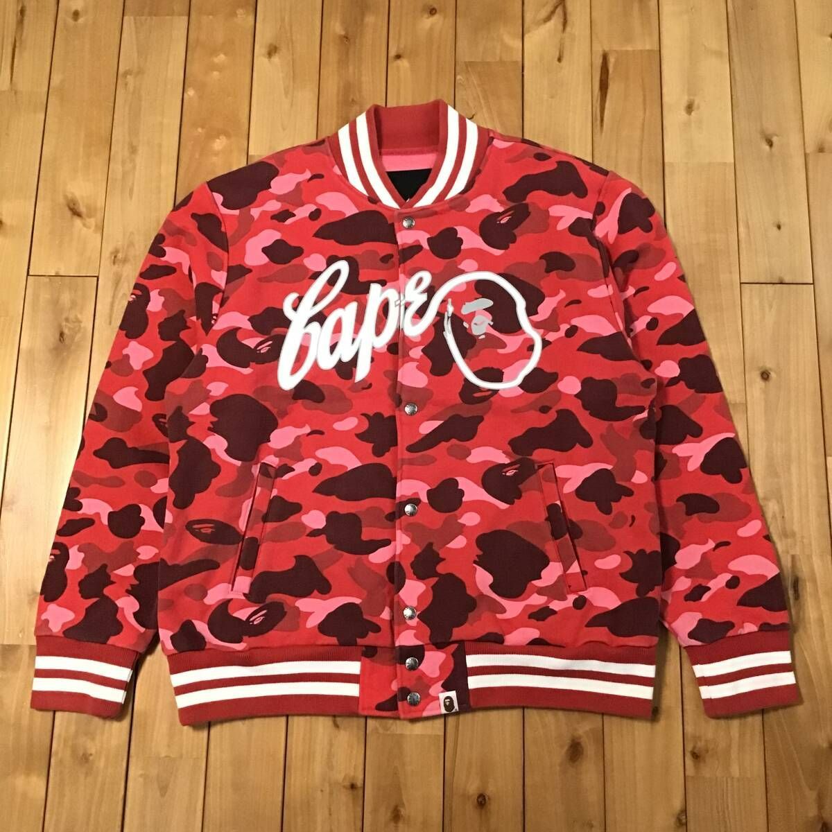 Pharrell camo スウェット スタジャン Lサイズ BAPE エイプ Pharrell camo スウェット スタジャン Lサイズ a bathing ape BAPE