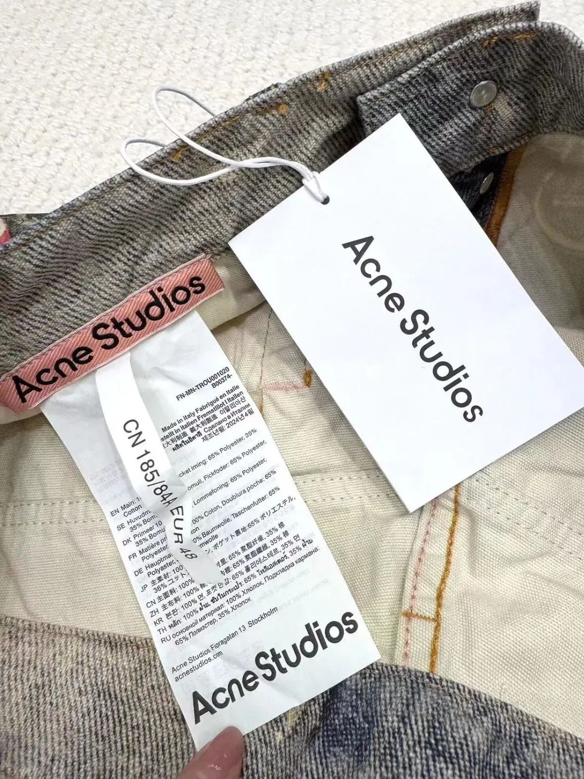 超目玉☆ACNE STUDIOSアクネストゥディオズ☆キーチェーン 超目玉☆ACNE STUDIOSアクネストゥディオズ☆キーチェーン