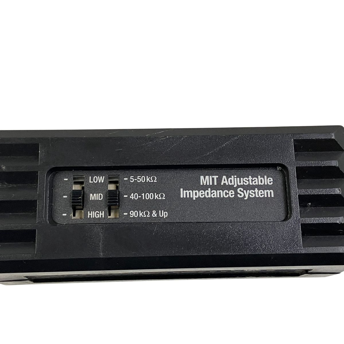 インターコネクトケーブル