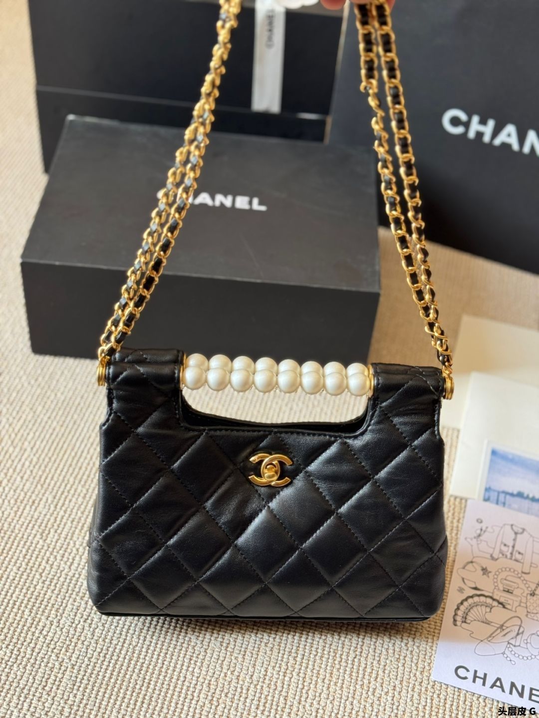 未使用 レア　CHANEL　シャネル パール クラッチバッグ 今日特価】Chanel New Pearl Clutch Bag（シャネル ニュー